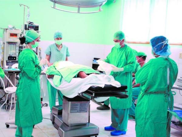 Los pacientes llegaron desde diferentes comunidades del departamento de Choluteca. Foto: Marlin Herrera.