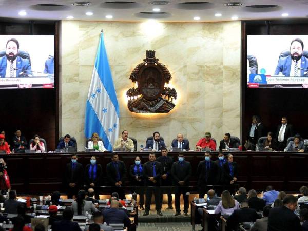 Al no tener los votos necesarios para la elección, Libre deberá dialogar con las bancadas de los partidos de oposición en el Congreso Nacional.