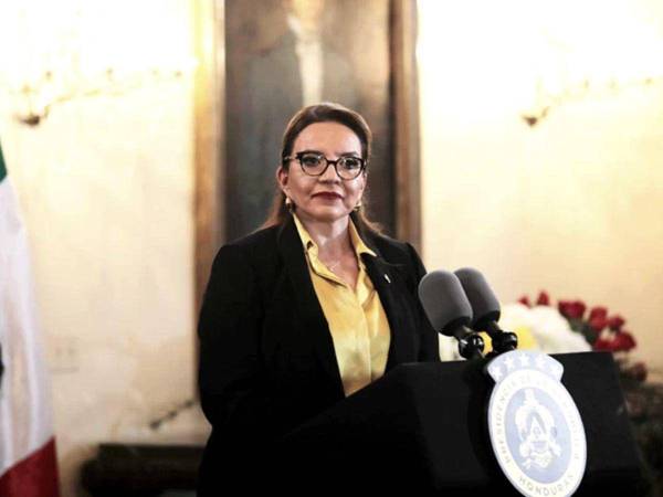 La presidenta hondureña mencionó que Honduras atraviesa una grave problemática ante los racionamientos de energía eléctrica.