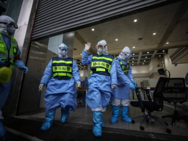 Los profesionales debaten sobre la gravedad de los daños pulmonares ocasionados por el Covid-19. Foto: Agencia AFP.