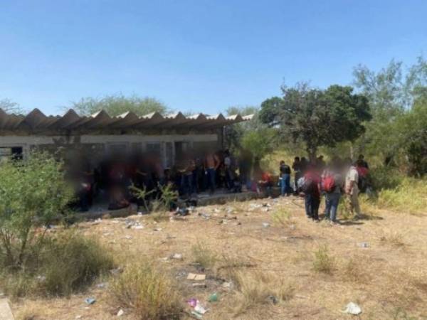 Varias de las personas presentaban crisis nerviosas y serios síntomas de deshidratación y desnutrición. Foto: @INAMI_mx en Twitter