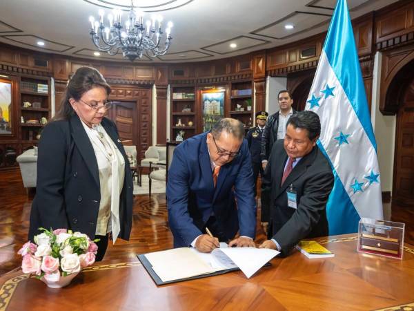 Gustavo Sánchez asume como ministro de Seguridad de Honduras en medio de ola de violencia