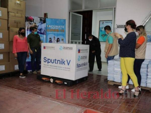 Ni la misma Secretaría de Salud sabe cuándo llegarán más dosis de Sputnik V. La prioridad son 40 mil vacunas del componente dos. Foto: David Romero/El Heraldo