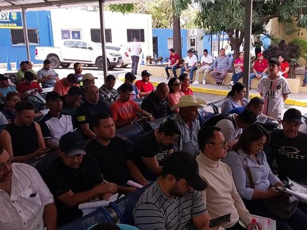 La Policía Nacional anunció operativos en los ejes carreteros durante la Semana Santa.