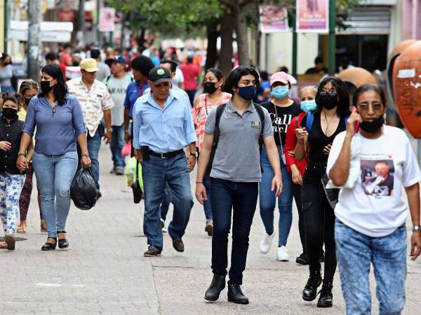 Después de estas fiestas navideñas se espera un mayor repunte de enfermos y hospitalizaciones por covid-19 a nivel nacional.