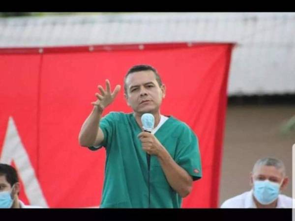 El diputado del partido Libertad y Refundación (Libre), Luis Antonio Amador Mendoza, falleció el jueves -2 de marzo- en Miami, Estados Unidos, mientras se encontraba en un tratamiento contra el cáncer. El jefe de la bancada del partido Libre, Rafael Sarmiento, fue uno de los primeros en pronunciarse sobre el deceso.