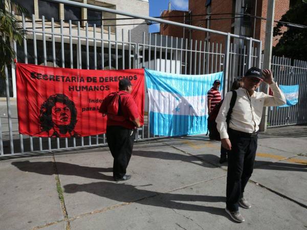 Trabajadores de la SEDH mantienen tomadas las instalaciones desde el 18 de enero.