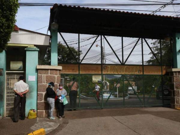 El hospital está abastecido de medicamentos.