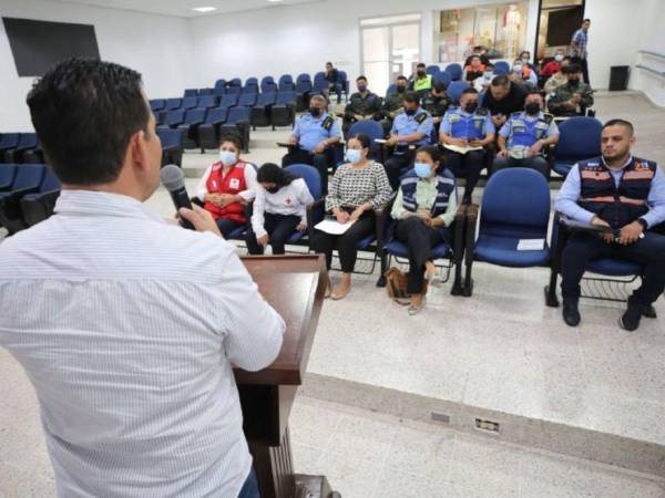 Eddy Montalvá, jefe de mercadeo de El Heraldo, habló del trabajo que han venido haciendo a pocos días del evento.