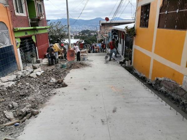 Varios proyectos de pavimentación se tienen programados para ejecutar durante este año en zonas altas de la capital.