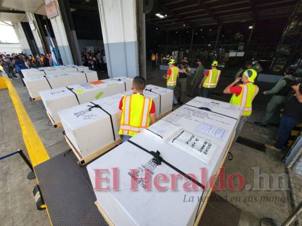 Fernando José Redondo Caballero, Alejandro Miguel Andino Caballero, Margie Tamara Paz, Adela Betulia Ramírez Quezada, Jazmín Nayarith Bueso Núñez y Belkis Esmeralda Anariba Cáceres, son las víctimas que fueron repatriadas este viernes.