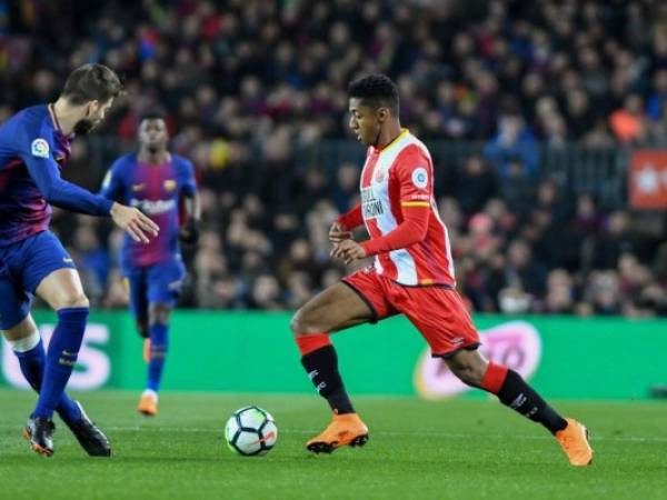 El atacante hondureño Anthony 'Choco' Lozano en su debut frente al FC Barcelona. Foto Twitter