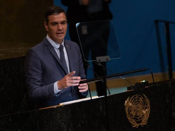 En Nueva York, donde intervino este jueves en la Asamblea General de la ONU, Pedro Sánchez dijo que hay que preguntar a los ciudadanos “qué tipo de estado del bienestar queremos”.