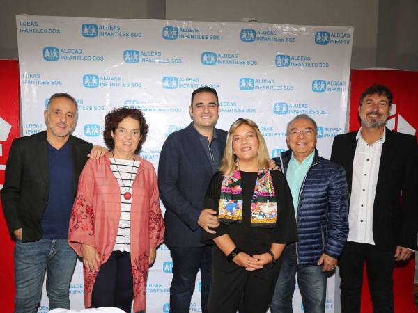 José Miguel Robles, de Mocedades, asegura que el ‘Infinito Tour 2023’ será una velada llena de emociones: “La música con solidaridad es mucho mejor”.