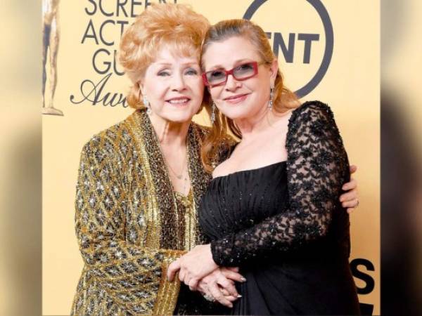 En vida Debbie Reynolds y Carrie Fisher (Foto: Internet)