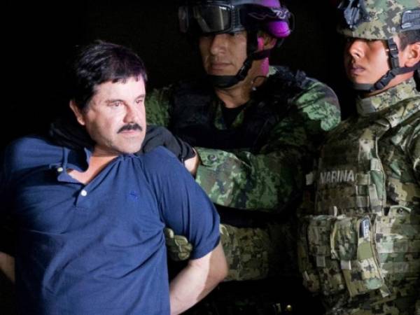 La defensa de 'El Chapo' dice que tal conducta evitó que su cliente tuviera un juicio imparcial.