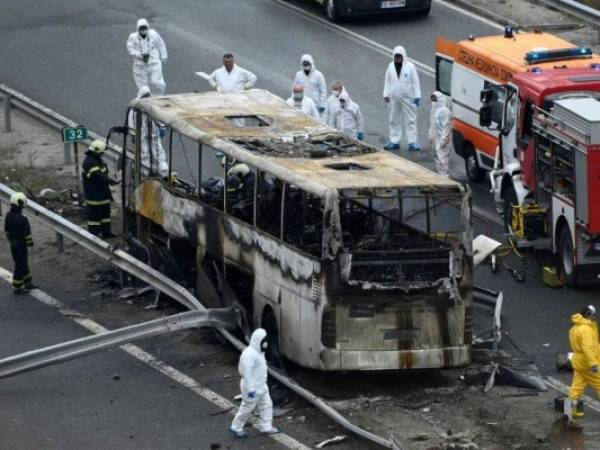 El vehículo realizaba el trayecto de vuelta a Skopie, la capital de Macedonia del Norte, tras haber realizado un viaje a Turquía. FOTO: AFP