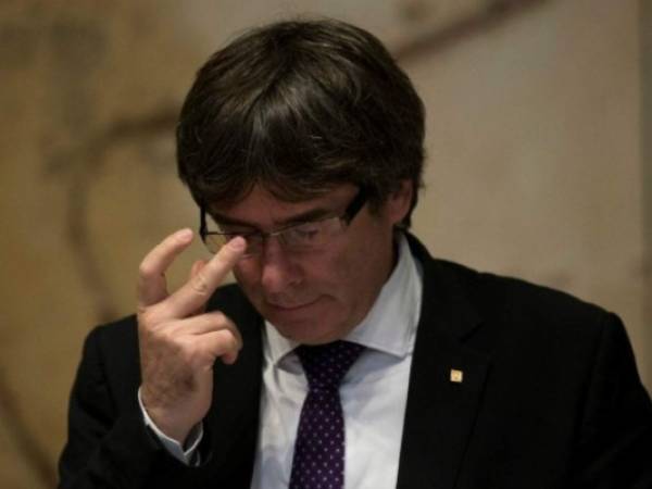 Carles Puigdemont denunció al juez del Tribunal Supremo español porque vulnera sus derechos. (AFP)