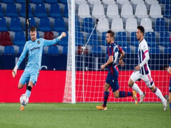 Levante se convirtió este martes en el primer equipo en llegar a los cuartos de final de la Copa del Rey. Foto El Chiringuito TV.