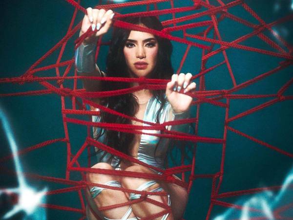 Kimberly Loaiza ha causado controversia tras el lanzamiento de su disco “X Amor”.