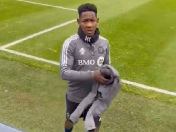 Romell Quioto se lució con la afición hondureña previo a conquistar un nuevo título en Canadá. Foto: Cortesía