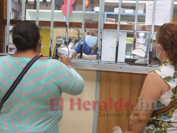 Se priorizarán los medicamentos para dar respuesta a los pacientes con enfermedades crónicas de base.