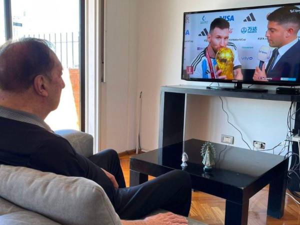 El Doctor Carlos Salvador Bilardo, vio desde la comodidad de su hogar la final entre Argentina y Francia.