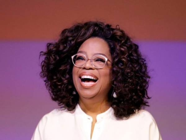 Oprah Winfrey durante un homenaje a Nelson Mandela y un evento para promover la igualdad de género en la Universidad de Johannesburgo en Soweto, Sudáfrica, el jueves 29 de noviembre de 2018. Winfrey dedicó un discurso a Mandela en el centenario de su nacimiento.