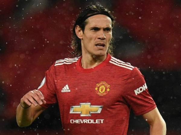 El delantero del Manchester United, Edinson Cavani, recibio una sanción y una multa por haber escrito la palabra 'negrito' en un comentario en Instagram. AP.