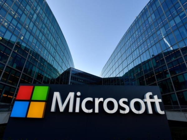 Piratas informáticos con sede en China que buscaban información de inteligencia violaron las cuentas de correo electrónico de varias agencias gubernamentales de EEUU, según Microsoft.