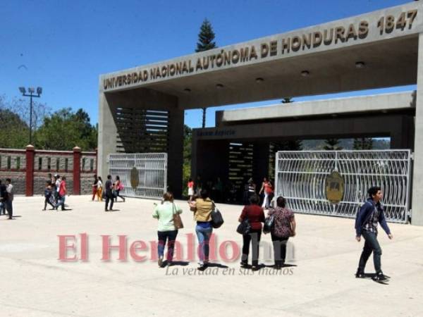 La UNAH empieza este martes 28 de mayo el segundo período académico. Miles de estudiantes están convocados a clases. Fotos: EL HERALDO.