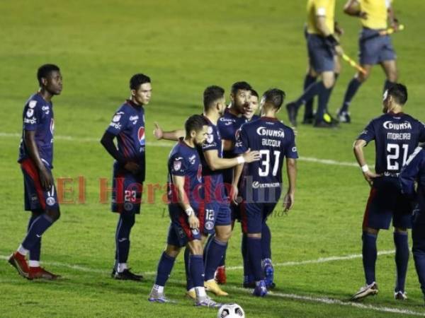 Pereira se encargó de aclarar que el altercado de ayer se dio por una calentura del partido y tras el final se dio un abrazo con su compañero de equipo. Foto: Edwin Romero | EL HERALDO