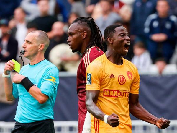 Haag fue el futbolista al que agredió Alberth Elis tras el pitazo final del encuentro. El galo se acercó a saludar al hondureño, pero este se negó.