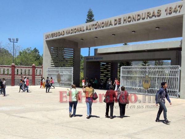 Desde que dio inicio la pandemia en marzo de 2020 la UNAH suspendió sus labores académicas.