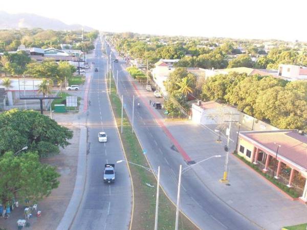 El hasta hace poco llamado bulevar Juan Orlando Hernández está situado en la salida de la ciudad de Choluteca.