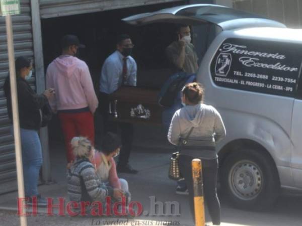 García Salinas es una de las seis personas que perdieron la vida anoche durante un tiroteo que se desató en el sector dos de la Villa Nueva. Foto: Alex Pérez/EL HERALDO.