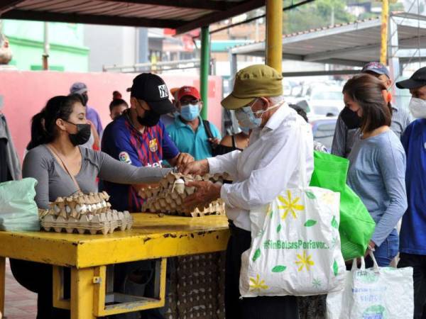 Las carnes de res y de cerdo son las que más aumentan en las fiestas navideñas; la SDE ha anunciado que las congelará de precio.