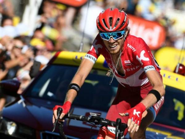 Ilnur Zakarin en la carrera de la 17 etapa del Tour de France.