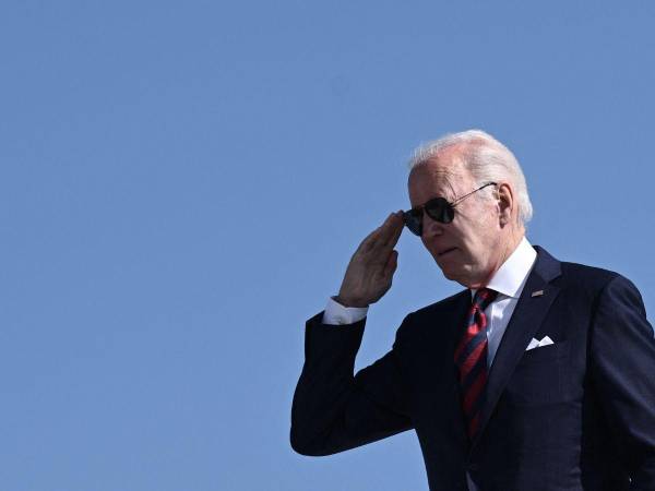 El presidente de Estados Unidos, Joe Biden, confirmó el lunes que se reunirá el martes con los líderes de la oposición republicana en el Congreso.