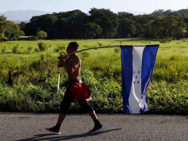 El tránsito de miles de personas por Centroamérica y México provocó una dura reacción del presidente estadounidense, Donald Trump, quien mandó a militarizar la frontera para contener su entrada.