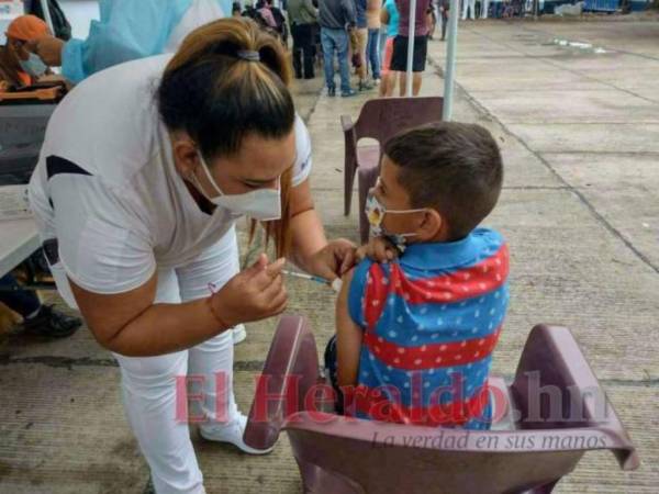 Los niños de seis meses a siete años podrán aplicarse la dosis.