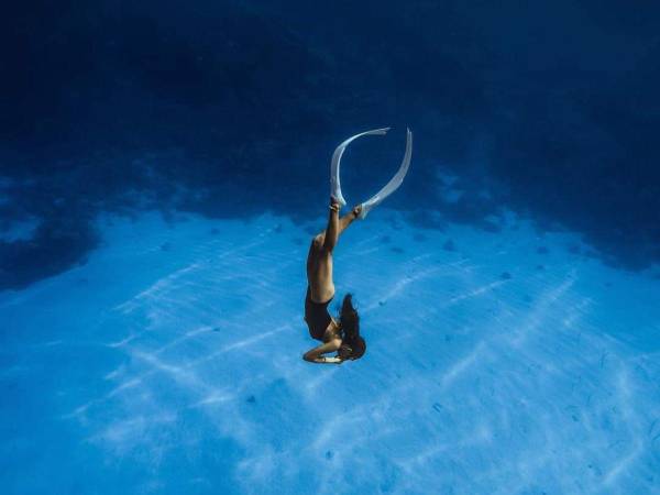 Ana Gisselle Kafie Palomo es una atleta que se convirtió en la primera hondureña en lograr una marca récord para Honduras, en el Campeonato de Apnea Dahab Open 2023 realizado durante los días 26, 27 y 28 de noviembre en Egipto.