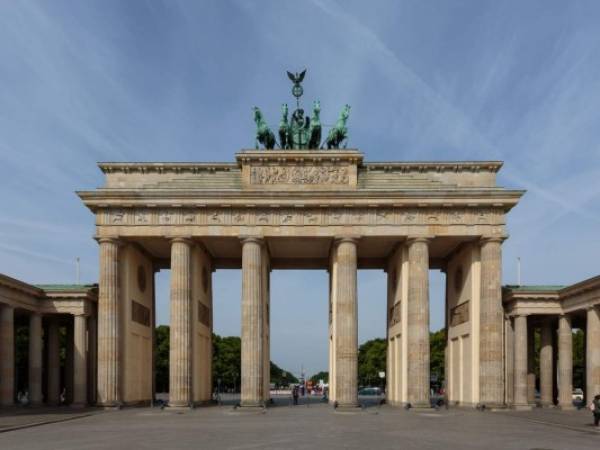 A la política de puertas abiertas practicada por la canciller alemana Ángela Merkel se une el rechazo unánime que generó en los países centroeuropeos.