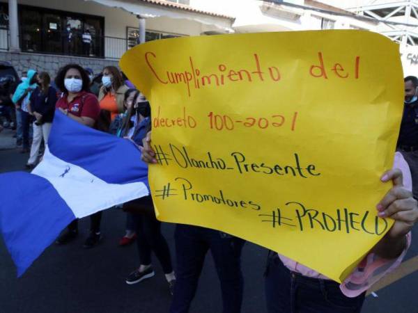 Los Maestros Proheco se han manifestado en varias ocasiones exigiendo el cumplimiento del decreto 100-2021.