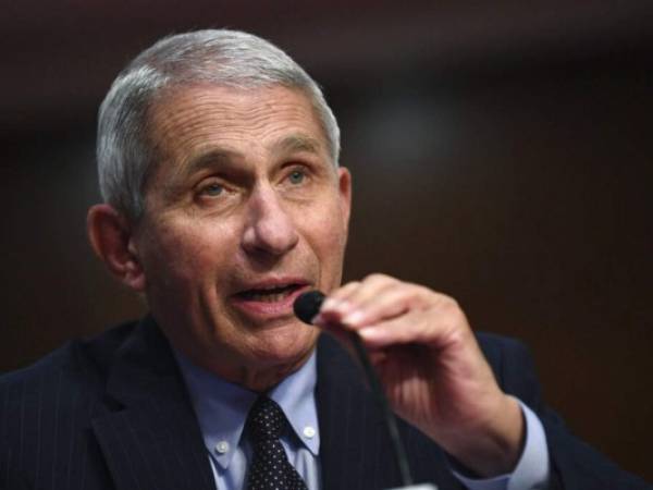 El doctor Anthony Fauci dijo al Congreso que “cuando hay un brote en una parte del país, otras partes son vulnerables. Foto: AP