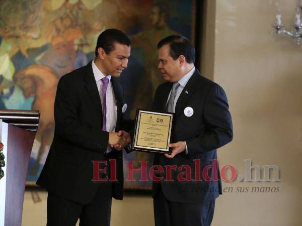 Ebal Díaz y Ricardo Cardona fueron funcionarios durante la administración de Juan Orlando Hernández.