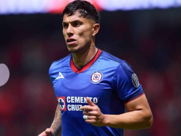 El jugador mexicano se despidió del Cruz Azul y ficharía por equipo de la MLS.