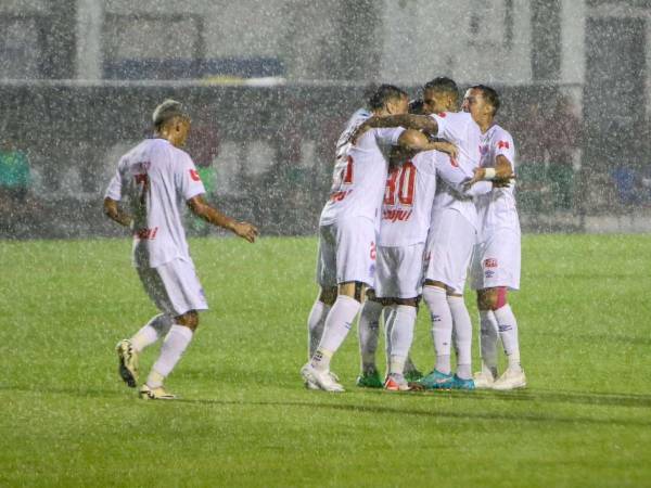 Olimpia y Marathón empataron 2-2 en la segunda jornada del Apertura 2024.