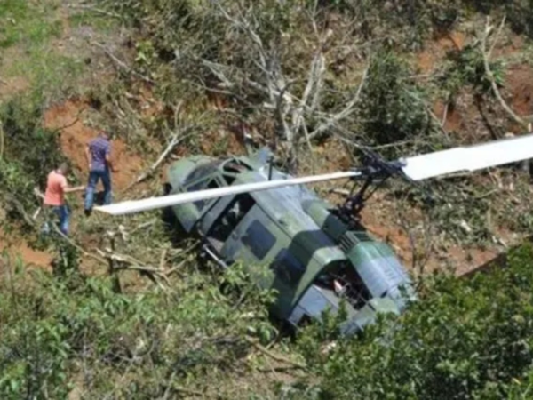 En las imágenes se observa a militares y pobladores en el lugar de los hechos.