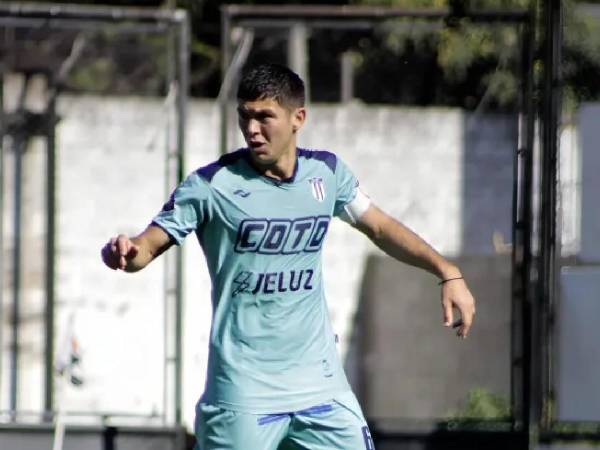 Pardal era el capitán de su equipo y jugador destacado.